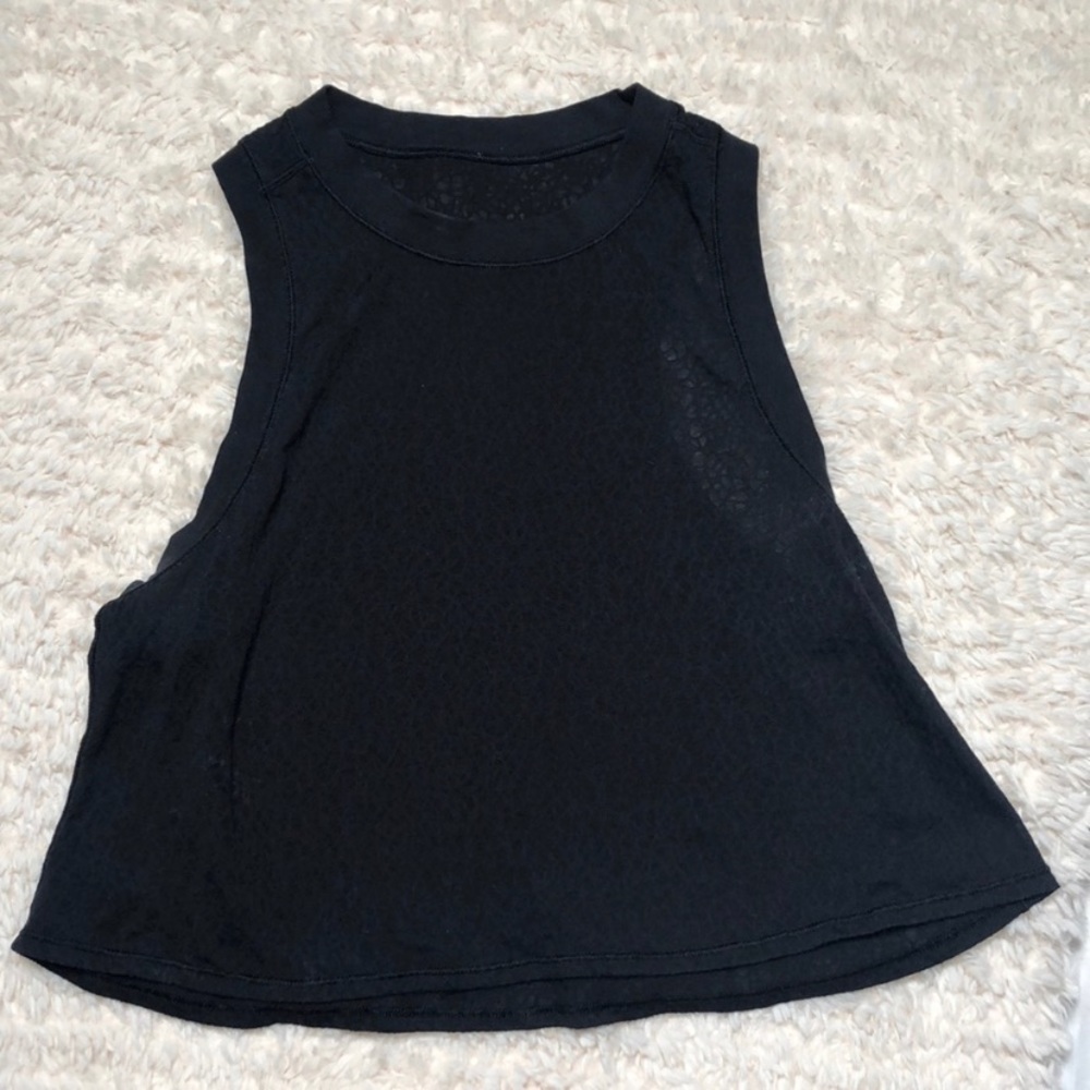 Lululemon patterned black Crop Tank
